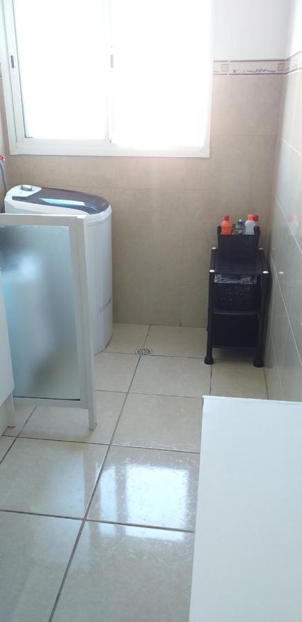 Apartamento No Canto Do Forte, Wi-Fi, Estacionamento Gratuito E Churrasqueira Прая-Гранді Екстер'єр фото