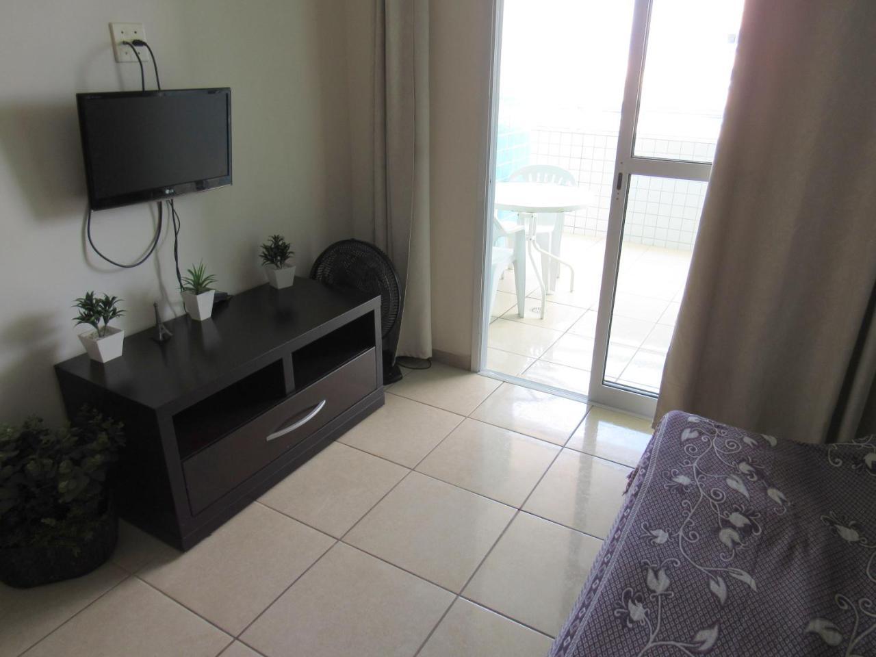 Apartamento No Canto Do Forte, Wi-Fi, Estacionamento Gratuito E Churrasqueira Прая-Гранді Екстер'єр фото
